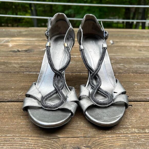 Kenneth Cole Silver Heels - Picture 7 of 8